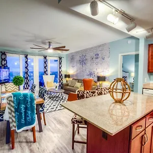  Holiday home Laketown Wharf 929 By Aneliya