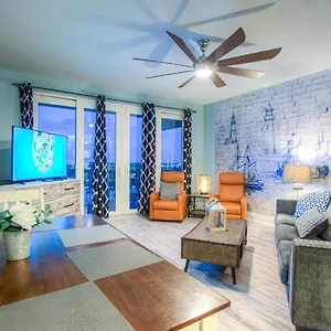  Holiday home Laketown Wharf 831 By Aneliya